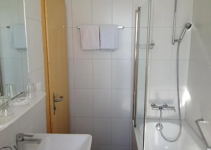 施瓦尔茨湖酒店 酒店 采尔马特